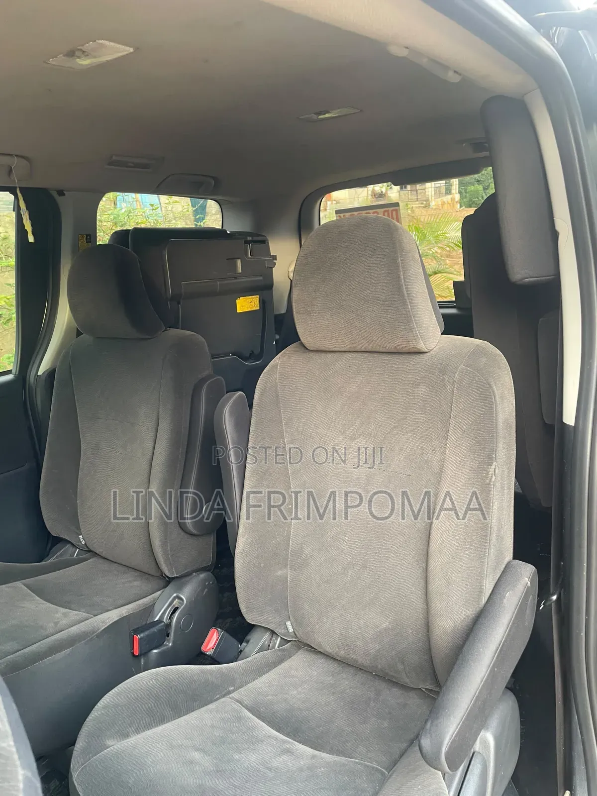 Toyota Voxy V 2WD 8-Seater 2014 Black
