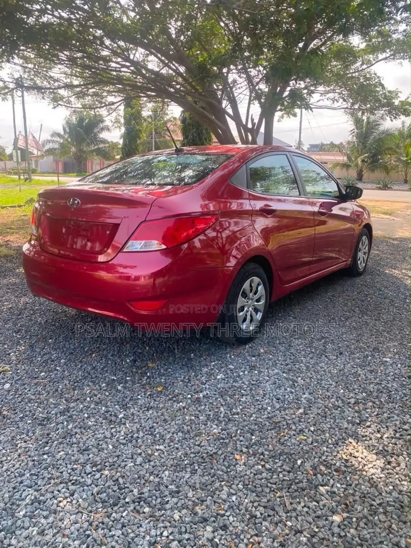 Hyundai Accent 2017 Red