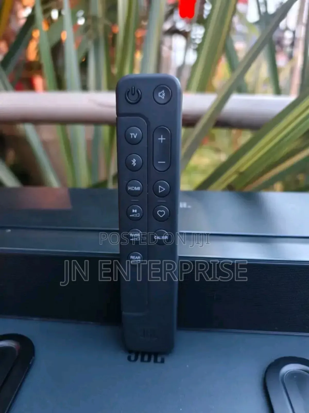 JBL 1300x Bar