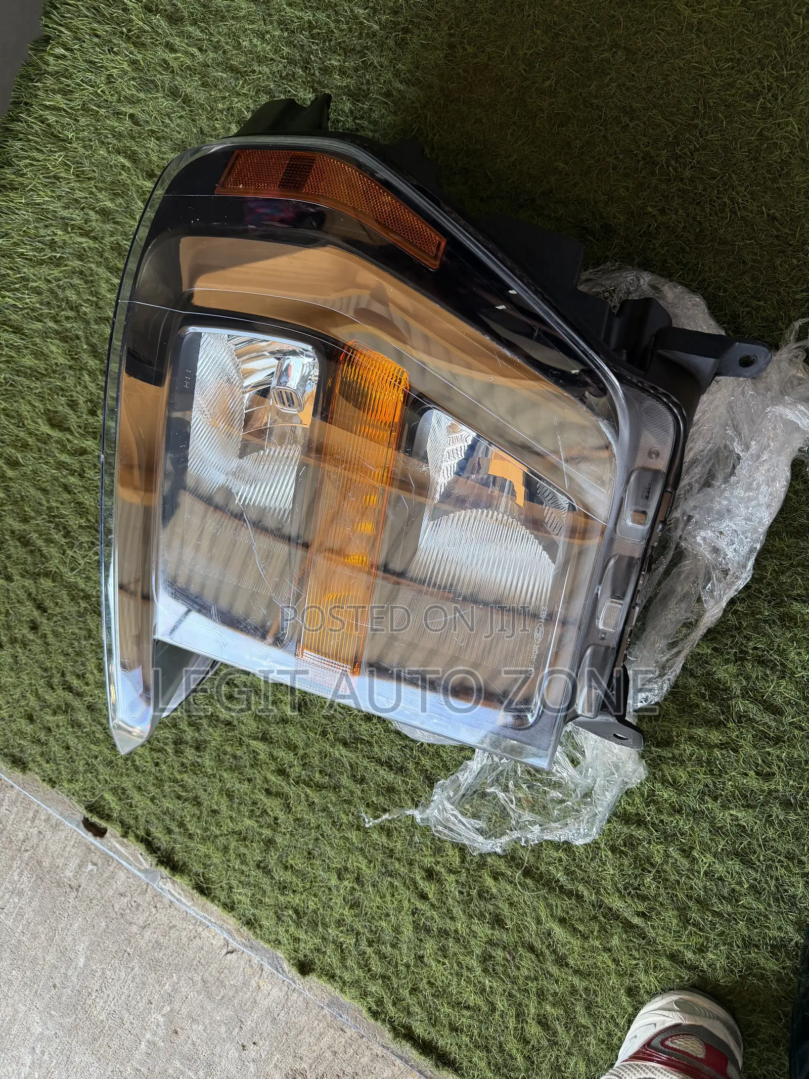 Ford F150 2022,2023,2024,2025, Headlight Normal