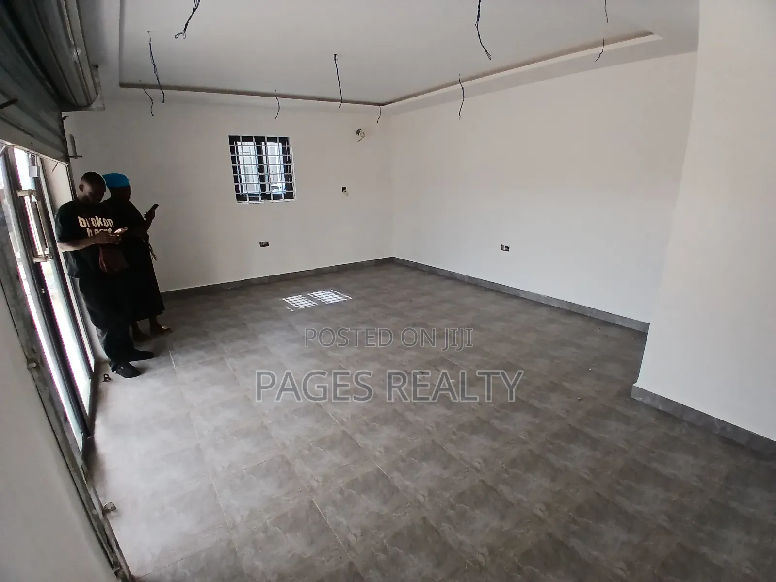 Shop/Office Space at Haatso Ecomog Rd for Rent