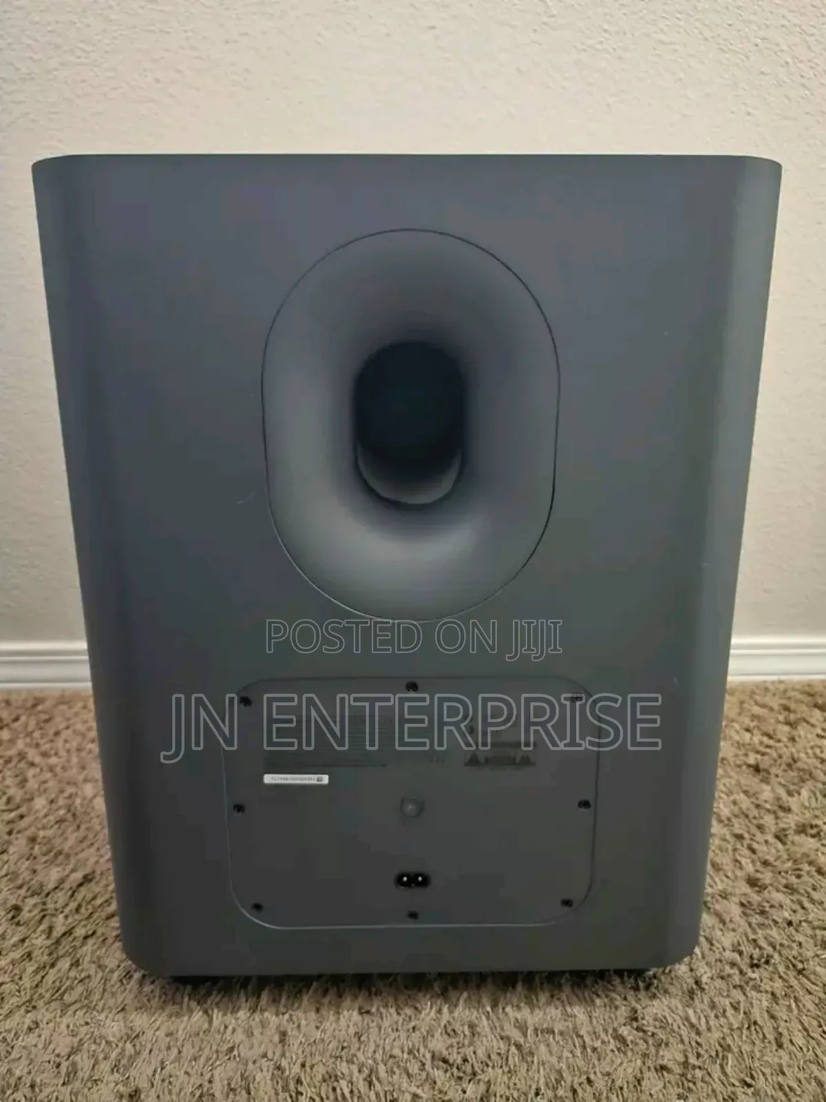 Use JBL 1300x Bar