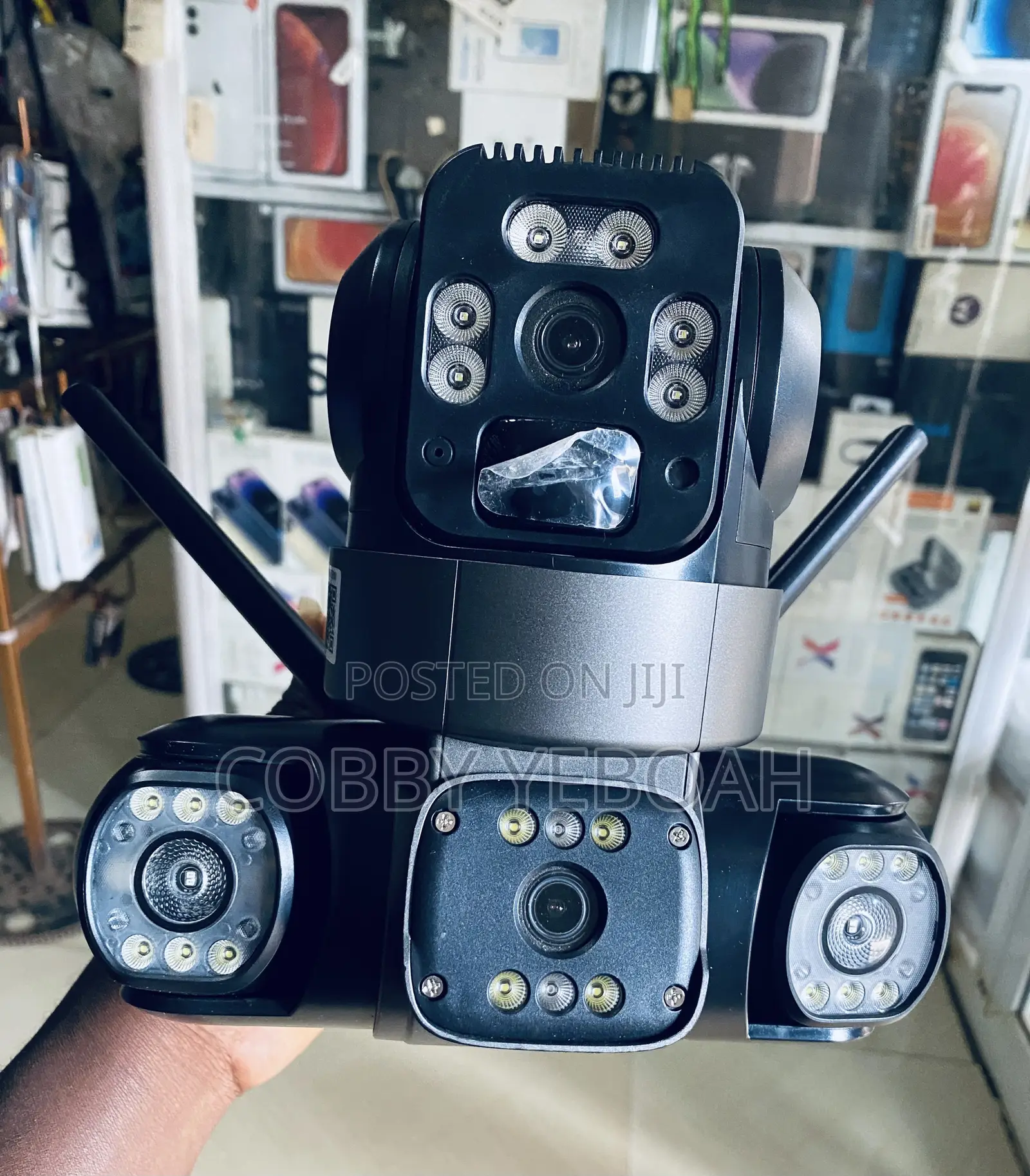 Ultra HD 4G Solar Triple-Lens Camera