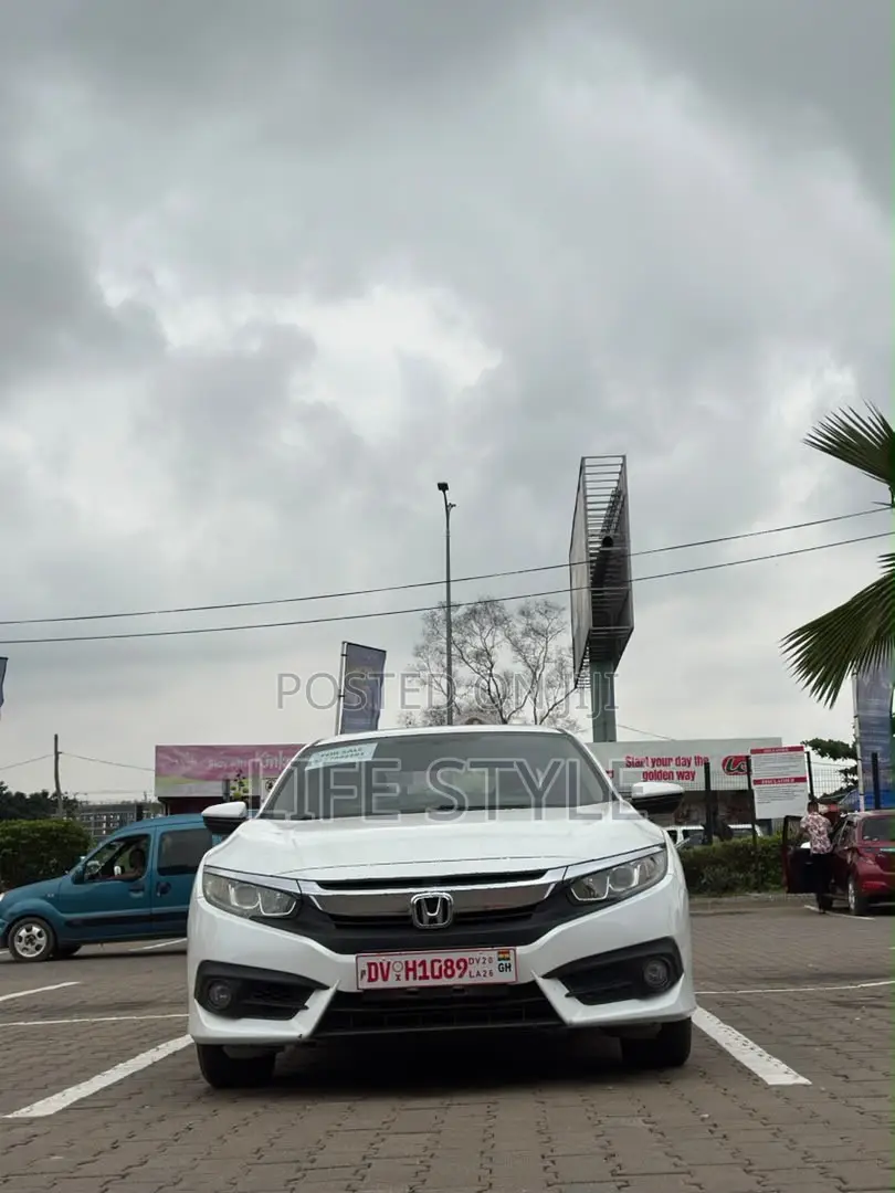 Honda Civic 2019 White