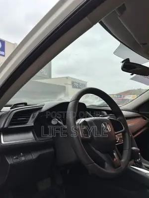Honda Civic 2019 White