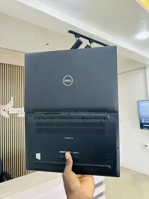 Laptop Dell Latitude 7490 8GB Intel Core i7 SSD 256GB