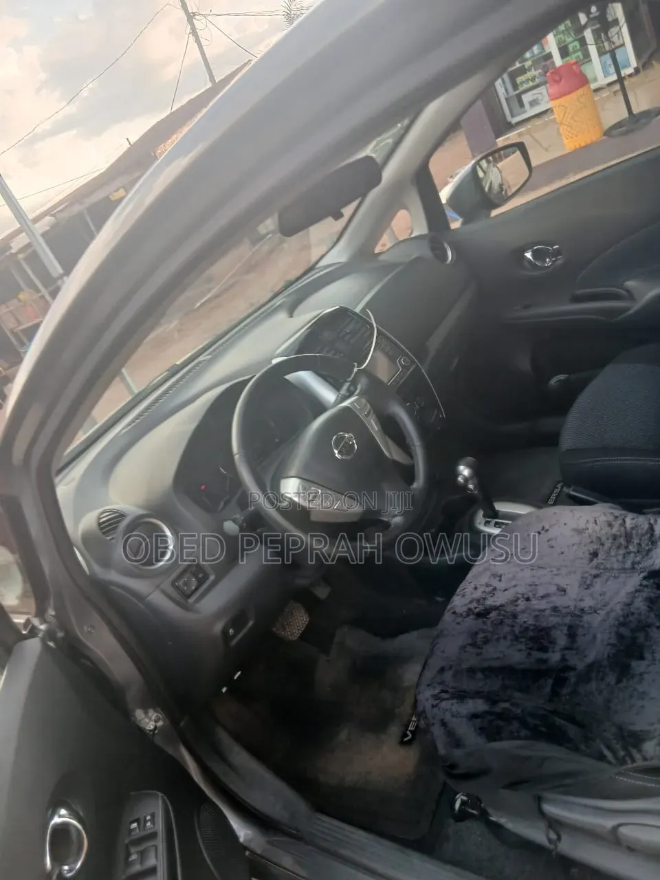 Nissan Versa 2017 Gray