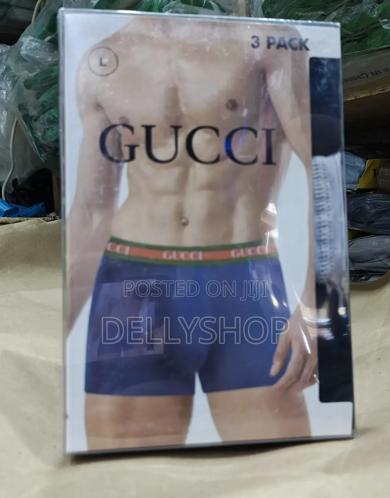 Zara, GUCCI, Versace