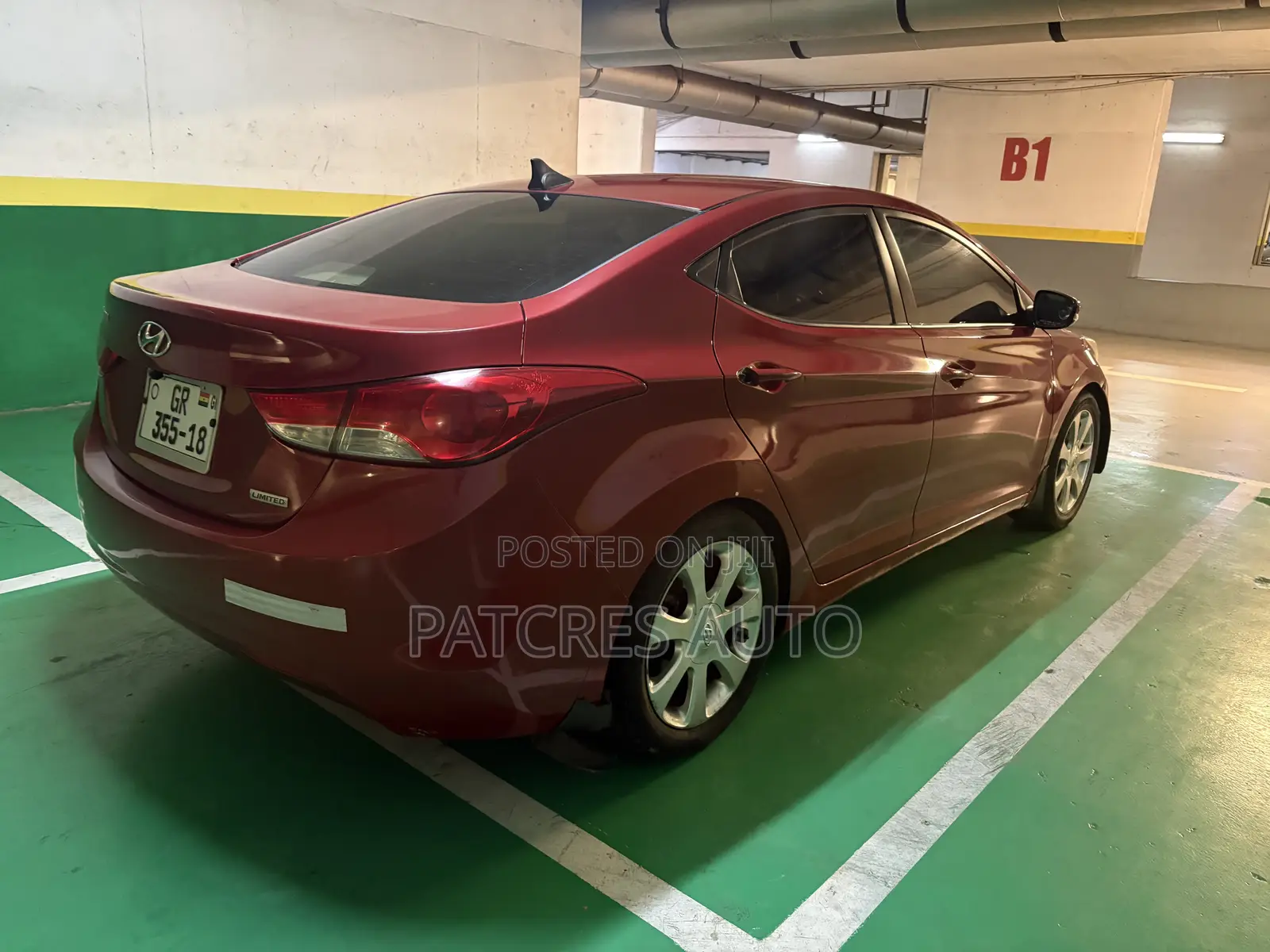 Hyundai Elantra Limited Sedan FWD (1.8L 4cyl 6A) 2016 Red