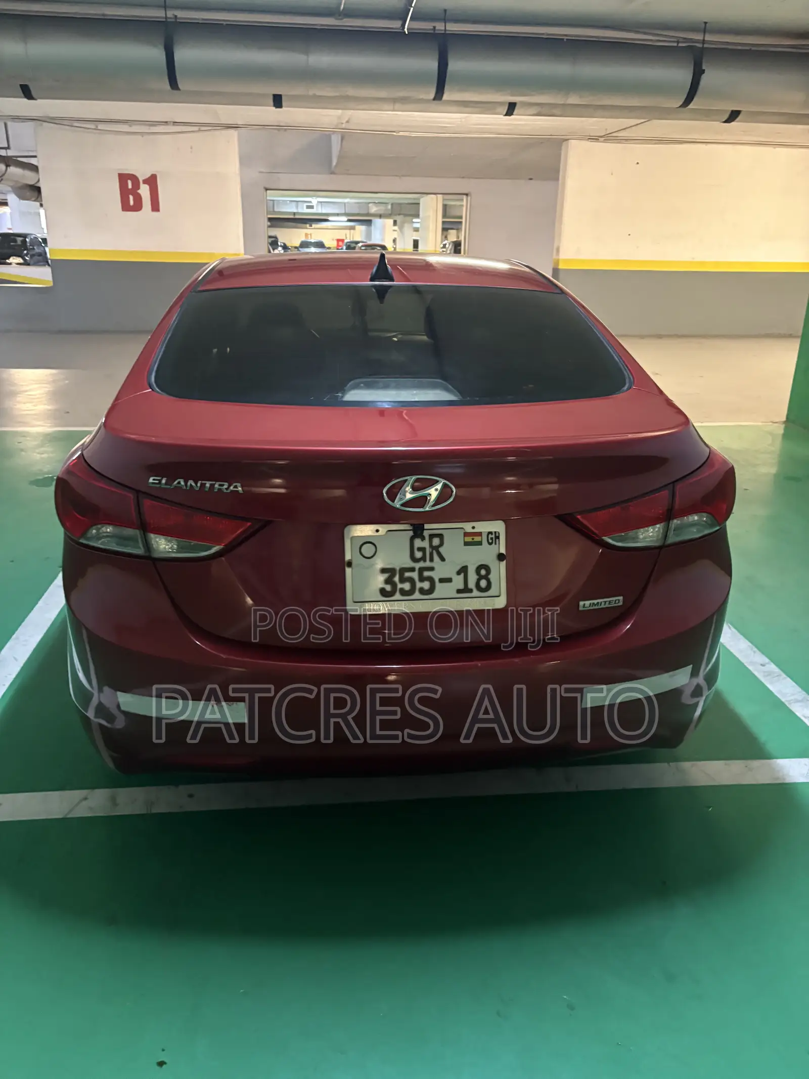 Hyundai Elantra Limited Sedan FWD (1.8L 4cyl 6A) 2016 Red