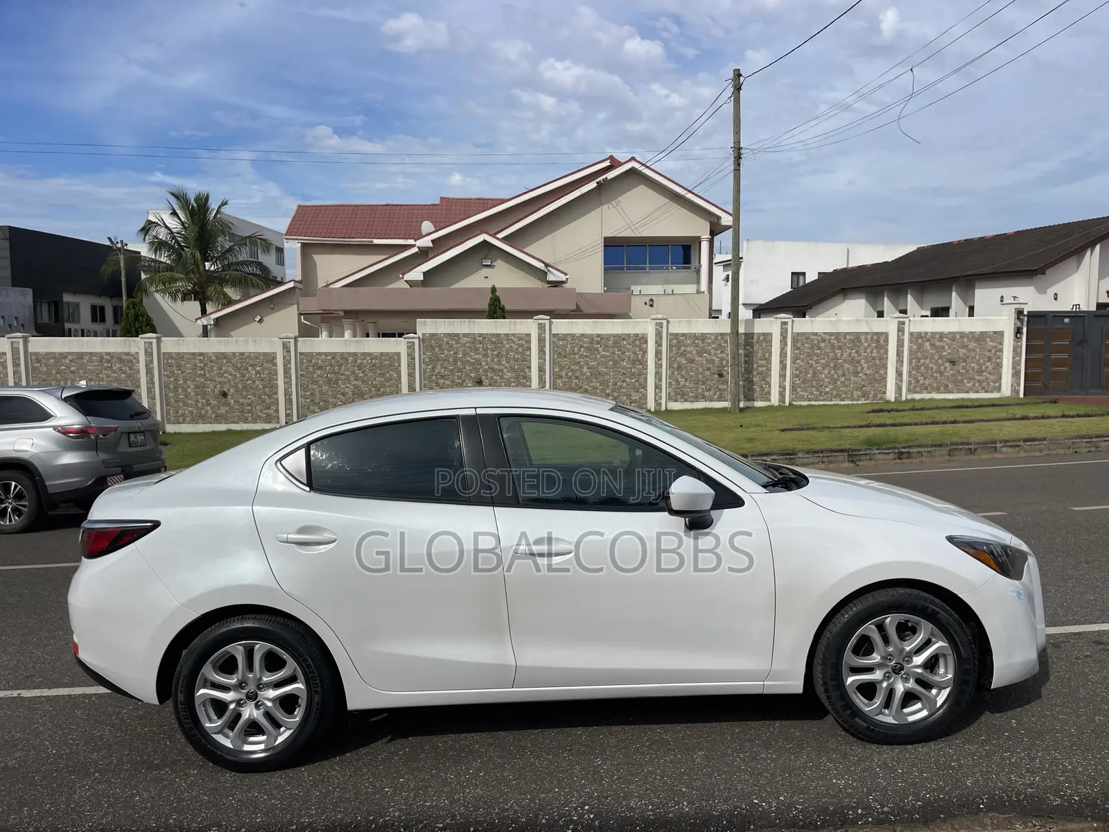 Toyota Yaris iA 1.5 FWD 2017 White