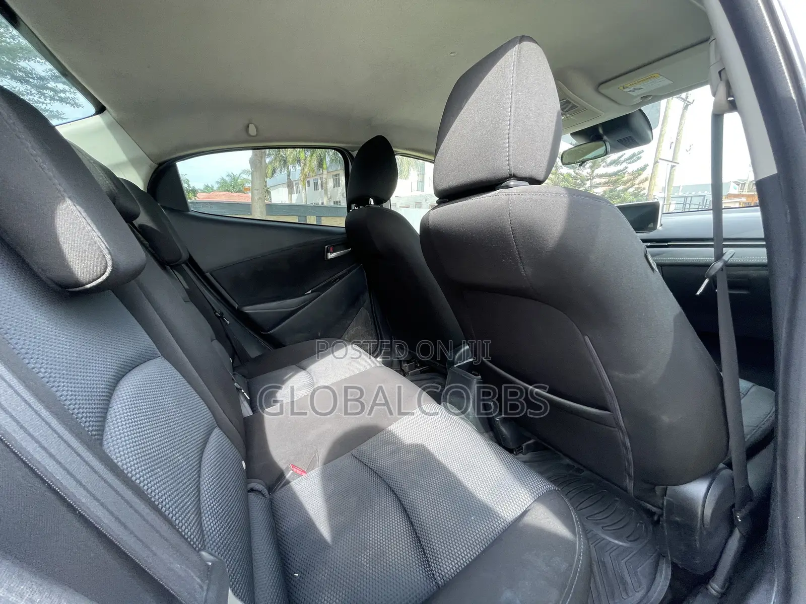 Toyota Yaris iA 1.5 FWD 2017 White