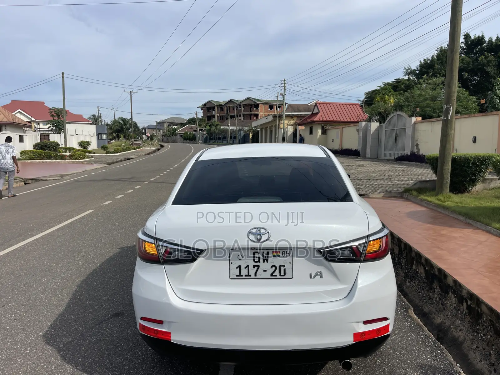 Toyota Yaris iA 1.5 FWD 2017 White