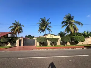 5bdrm House in East Legon for rent