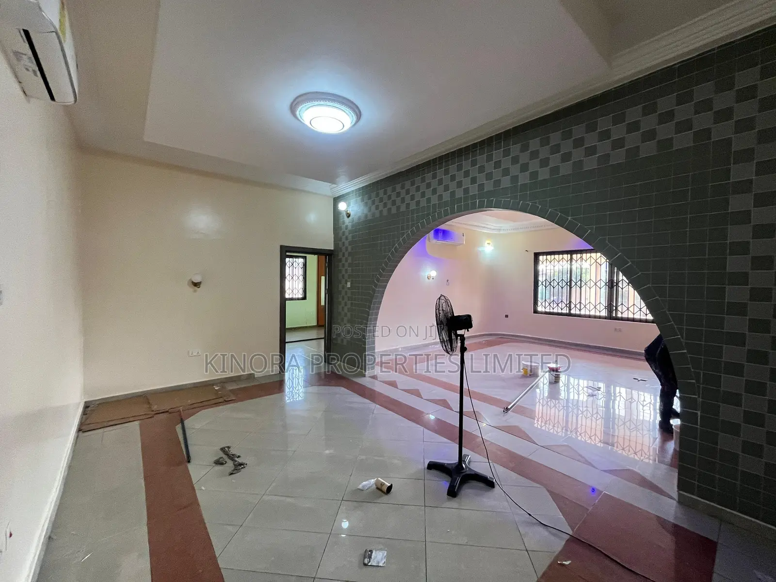 5bdrm House in East Legon for rent