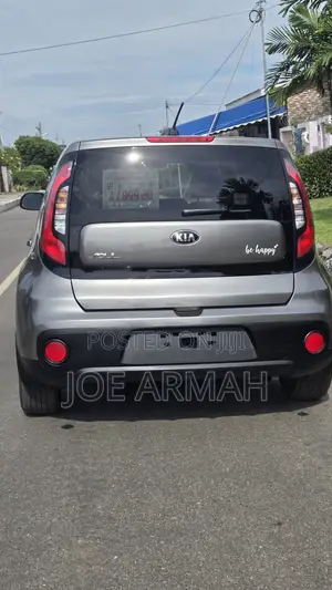 Kia Soul Base Hatchback 2017 Gray