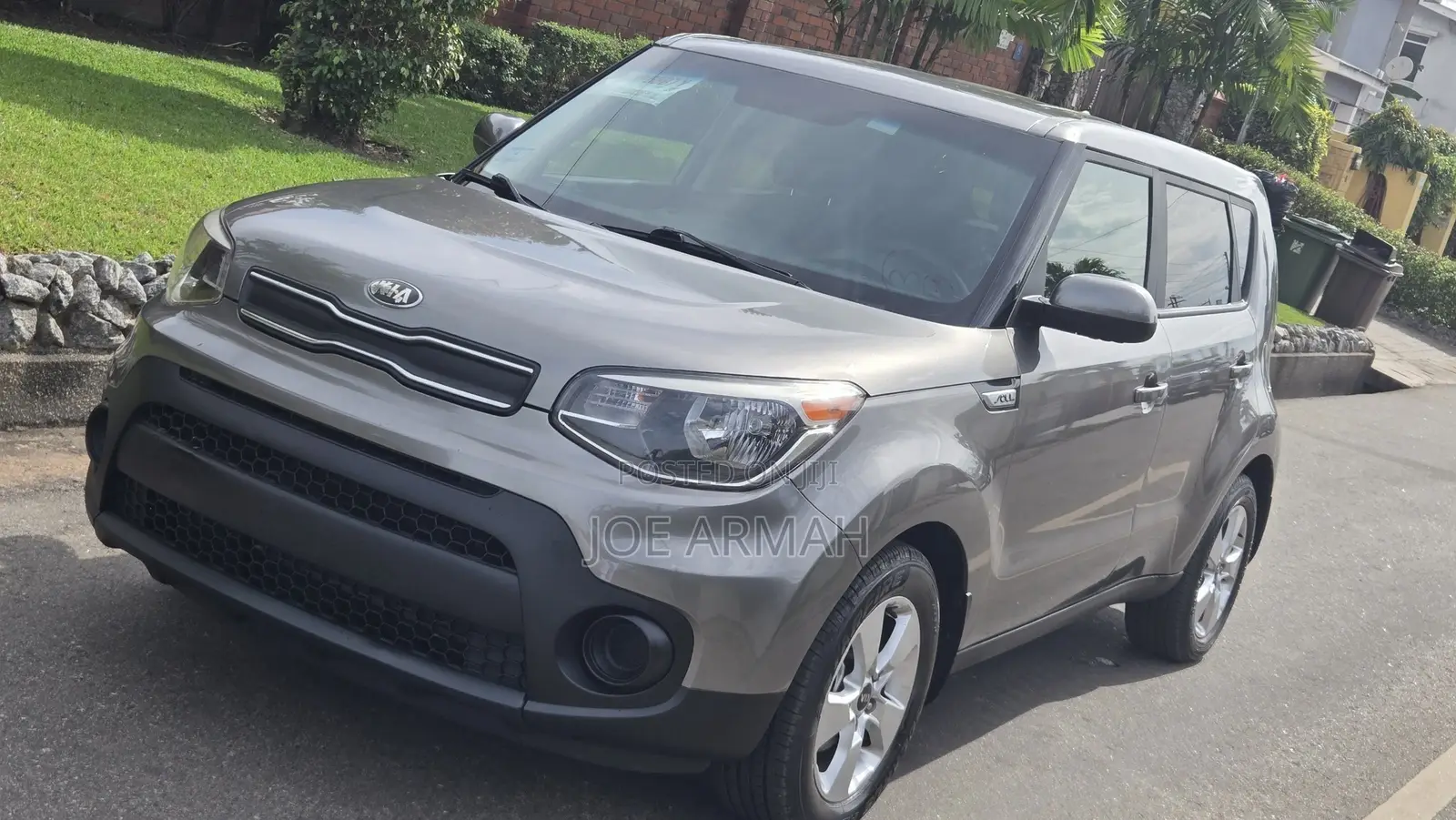 Kia Soul Base Hatchback 2017 Gray