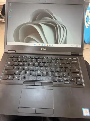 Laptop Dell Latitude 5490 8GB Intel Core i5 SSD 256GB