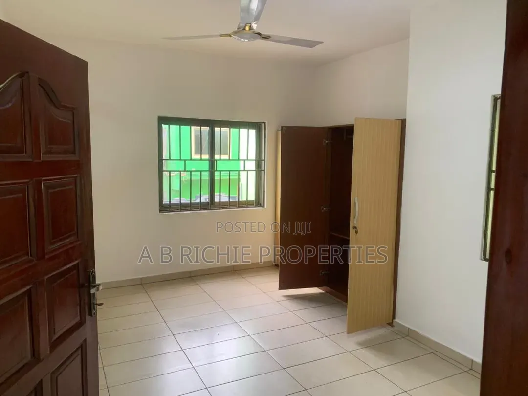 2bdrm Apartment in Ab Richie Properties, Dzorwulu for rent