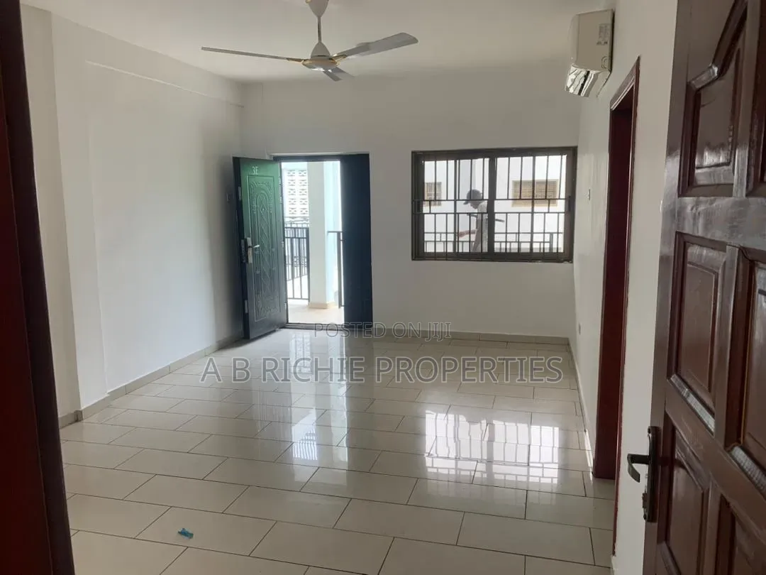 2bdrm Apartment in Ab Richie Properties, Dzorwulu for rent