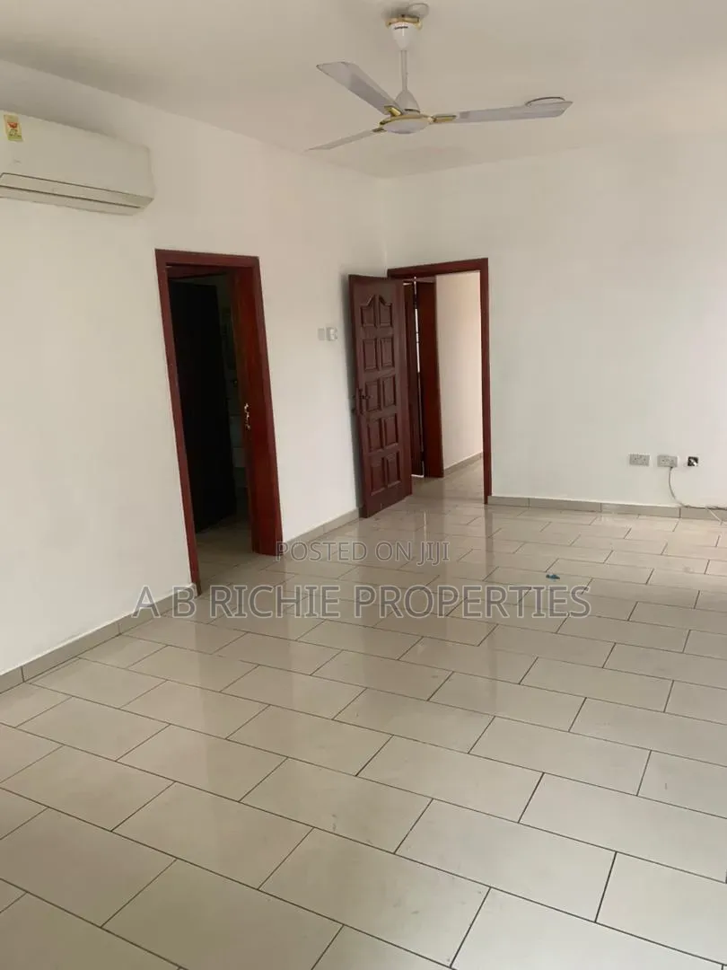 2bdrm Apartment in Ab Richie Properties, Dzorwulu for rent