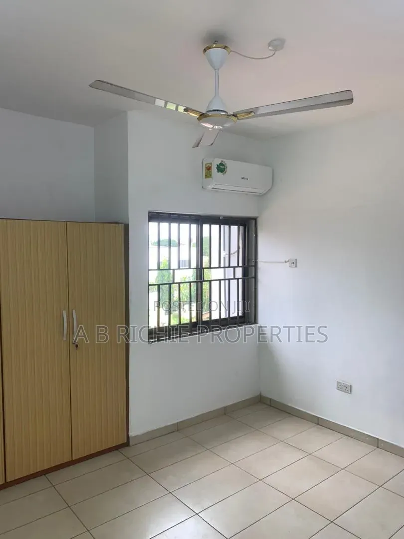 2bdrm Apartment in Ab Richie Properties, Dzorwulu for rent