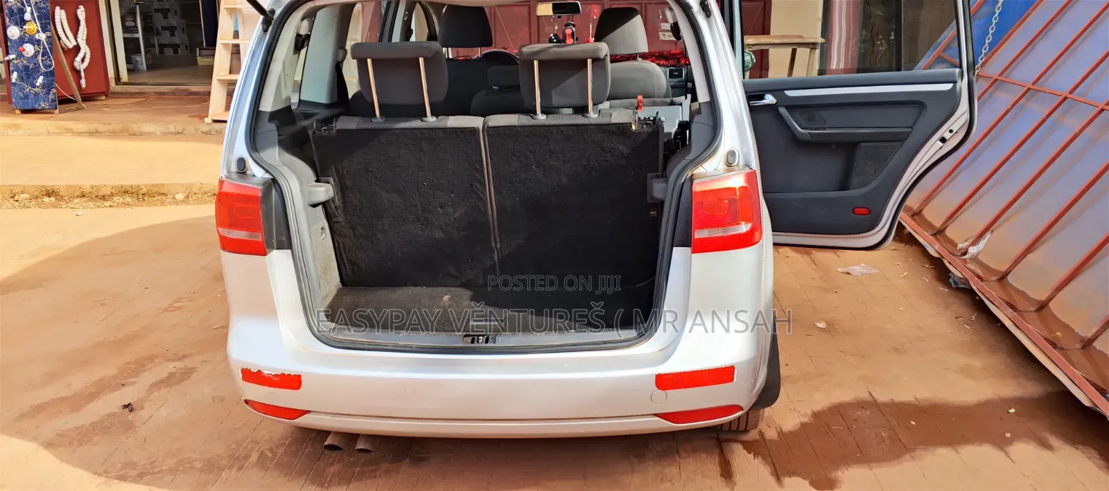 Volkswagen Touran 2014 Silver