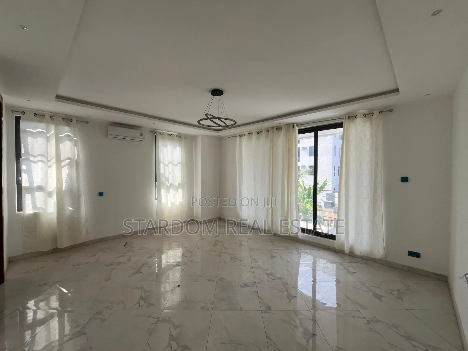 4bdrm Duplex in East Legon, American House for rent