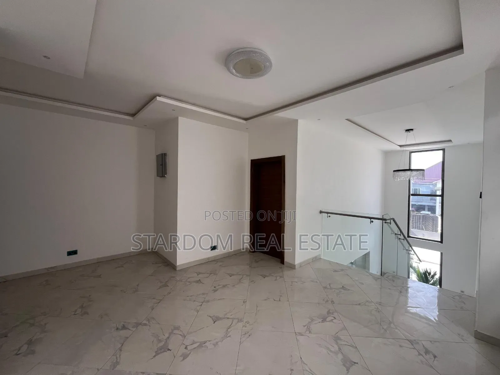 4bdrm Duplex in East Legon, American House for rent