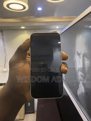 Apple iPhone 13 128 GB White