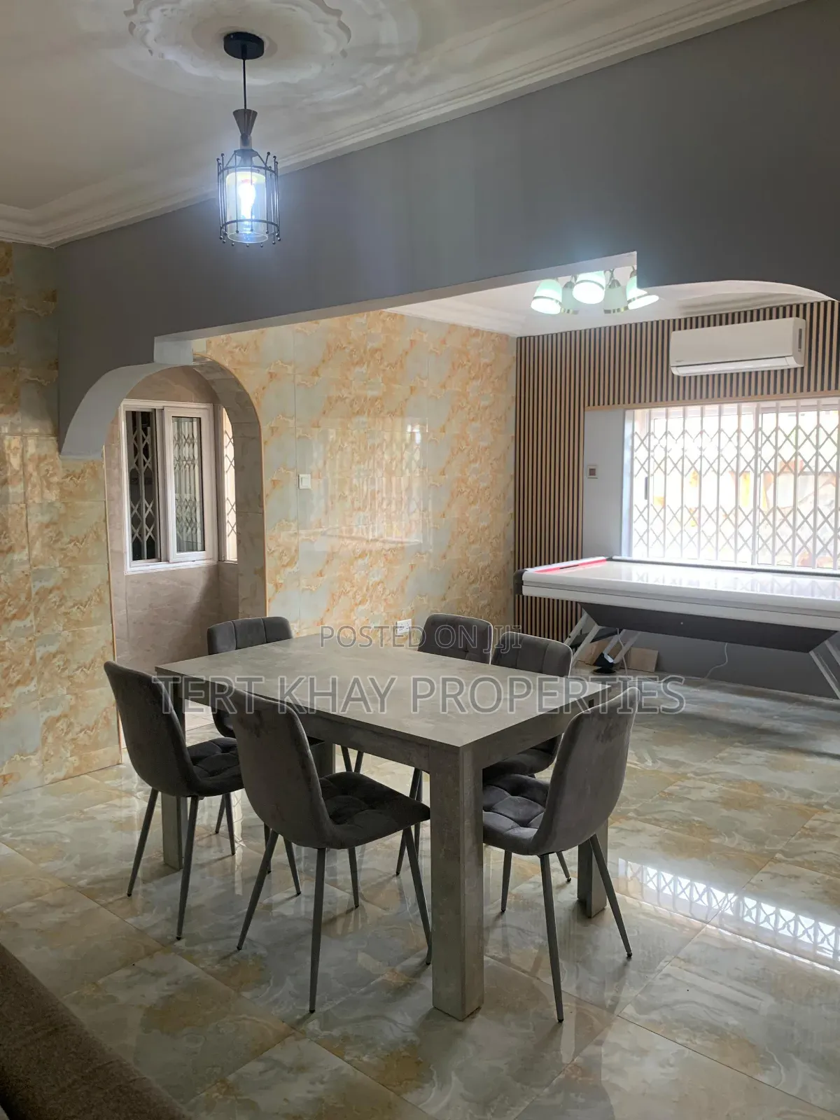 Furnished 7bdrm House in Borteyman, Boundary Road Area for rent