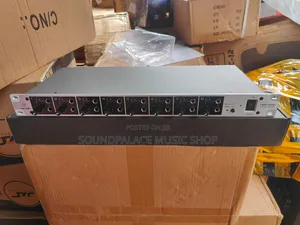 Behringer HPA1600 8-Channel Headphone Amplifier