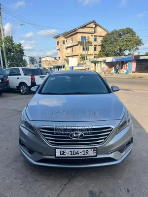 Hyundai Sonata Sport Sedan FWD (2.4L 4cyl 6A) 2016 Silver