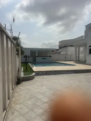 5bdrm House in Green, New Legon for rent
