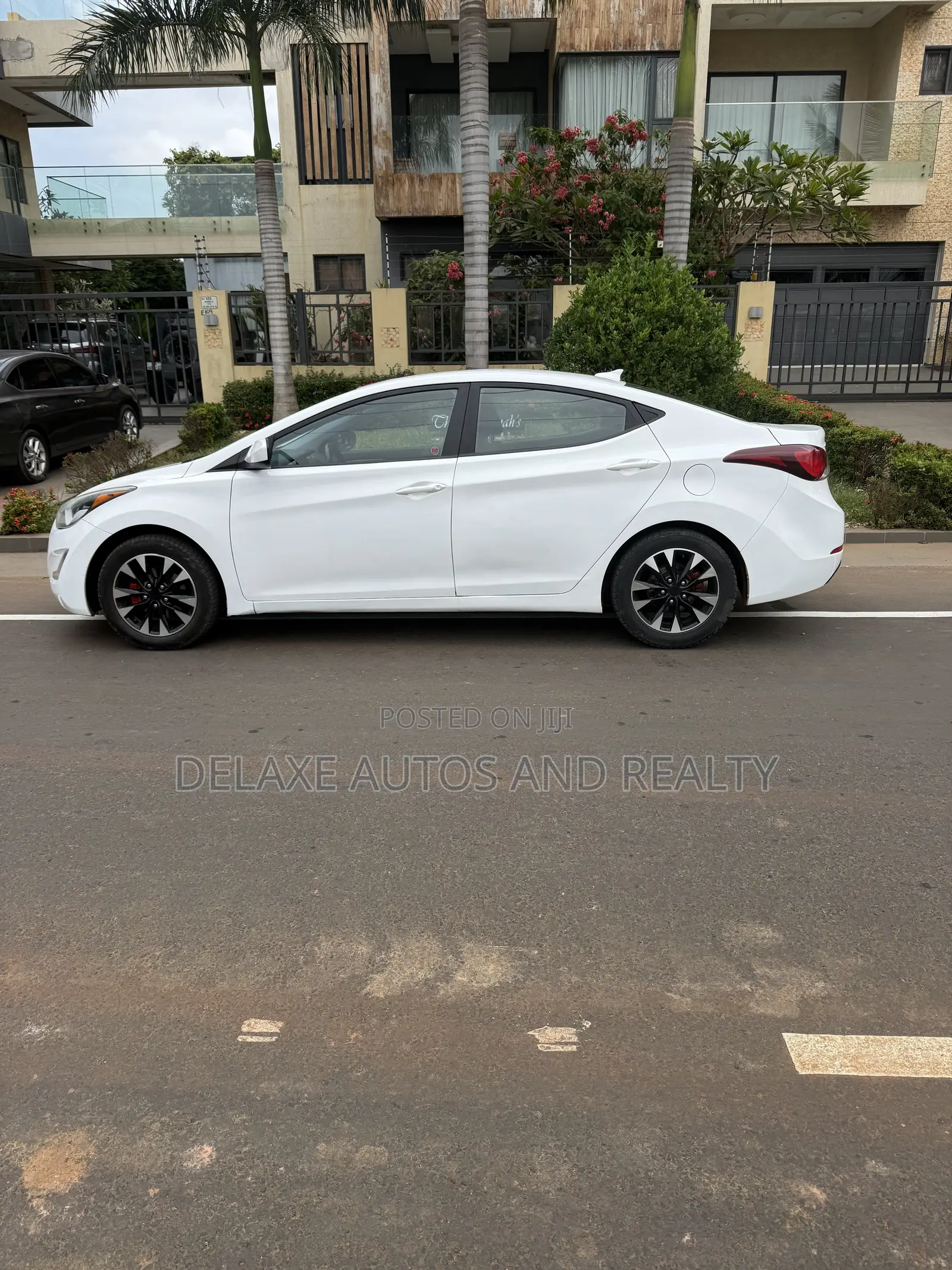 Hyundai Elantra Sport Sedan FWD (2.0L 4cyl 6A) 2016 White