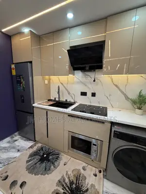 Luxury Furnished Studio for Short Stay – Tema Comm 25