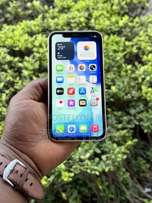 Apple iPhone 11 64 GB White
