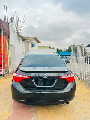 Toyota Corolla 2017 Black