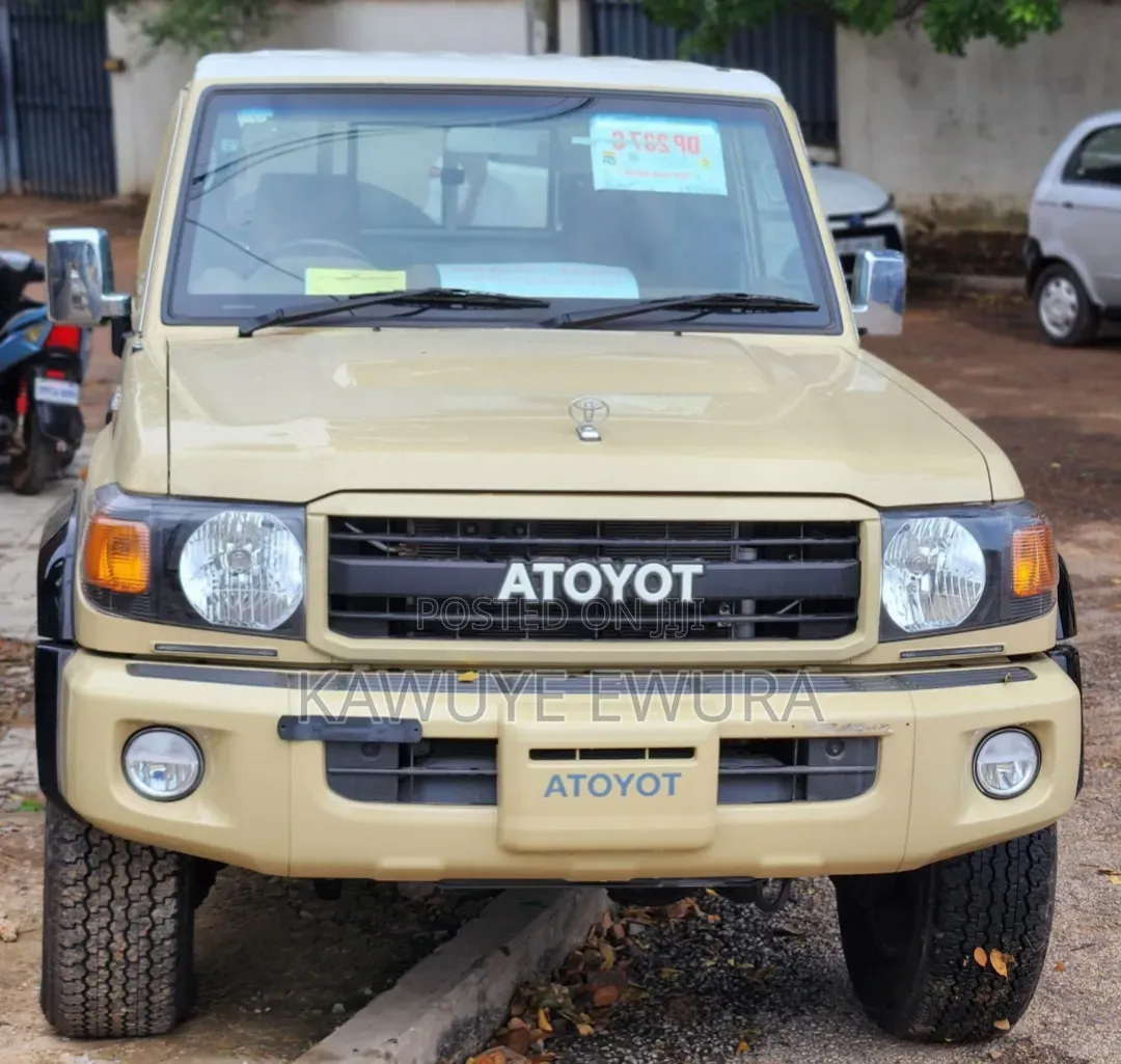 New Toyota Land Cruiser 2022 Beige