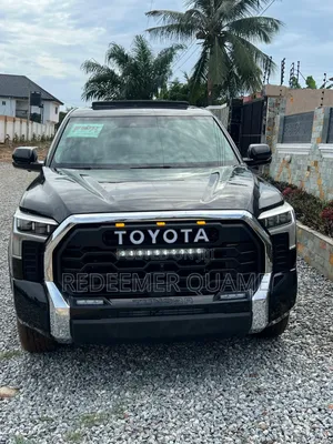 Toyota Tundra 2022 Black