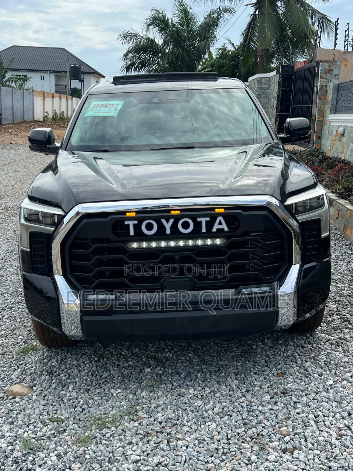Toyota Tundra 2022 Black