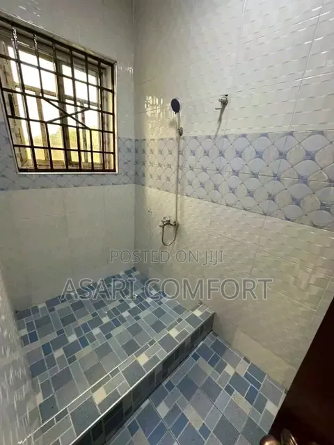 2bdrm Apartment in Cool, Ola Achool Area for rent