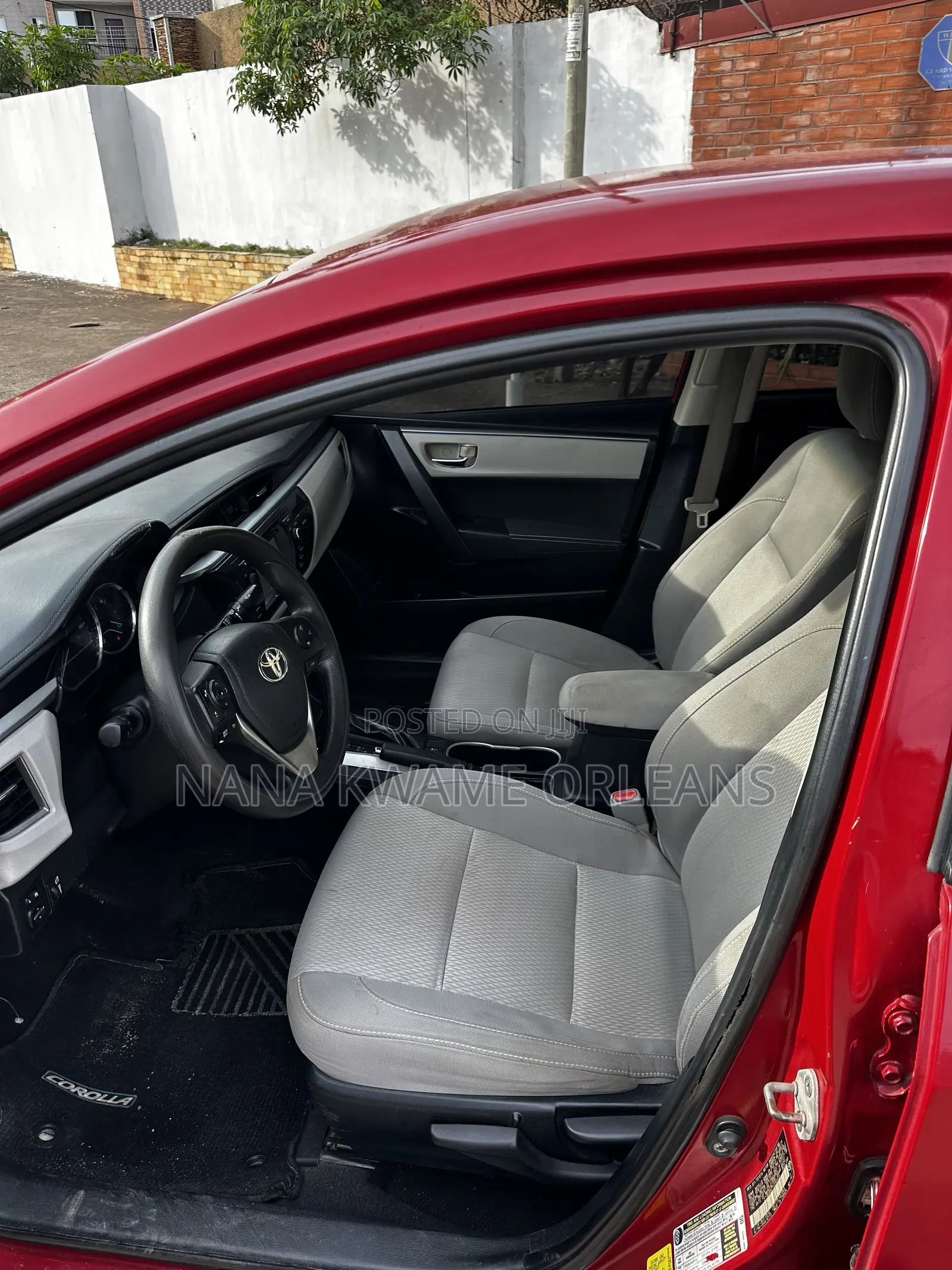 Toyota Corolla LE 4dr Sedan (1.8L 4cyl CVT) 2016 Burgundy
