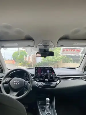 Toyota C-HR 2018 Gray