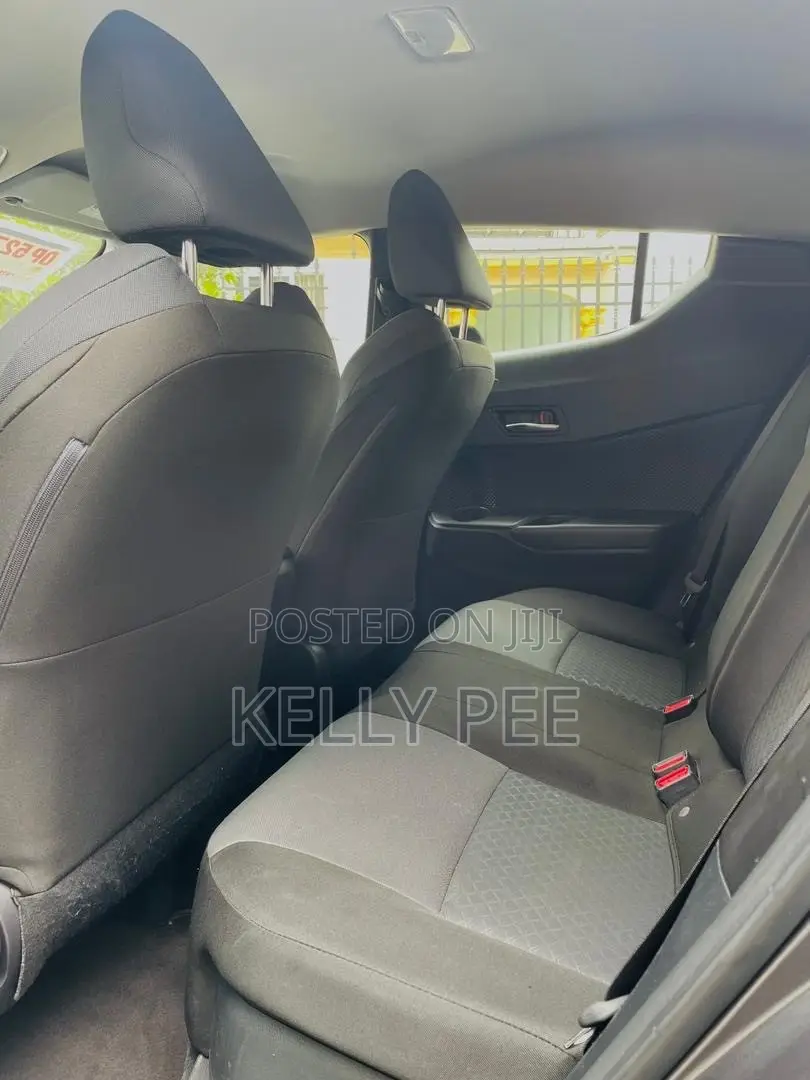 Toyota C-HR 2018 Gray