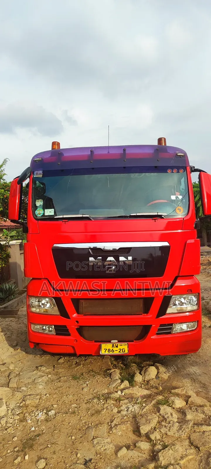 Man 2012 Red