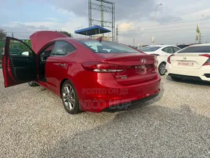 Hyundai Elantra 2017 Red