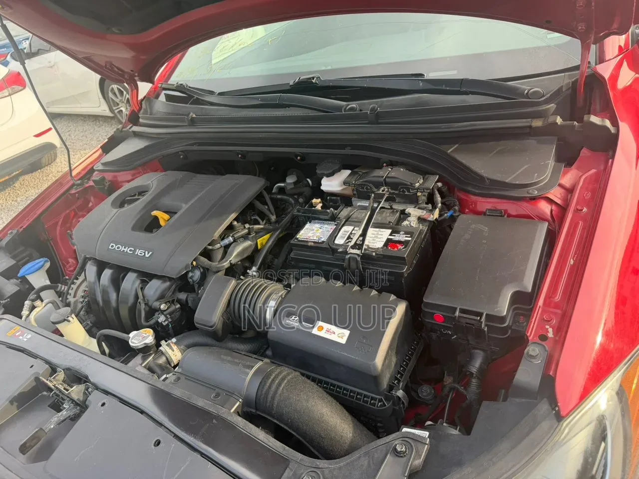 Hyundai Elantra 2017 Red