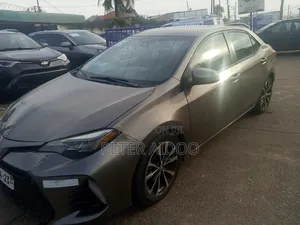 Toyota Corolla 2019 Gray