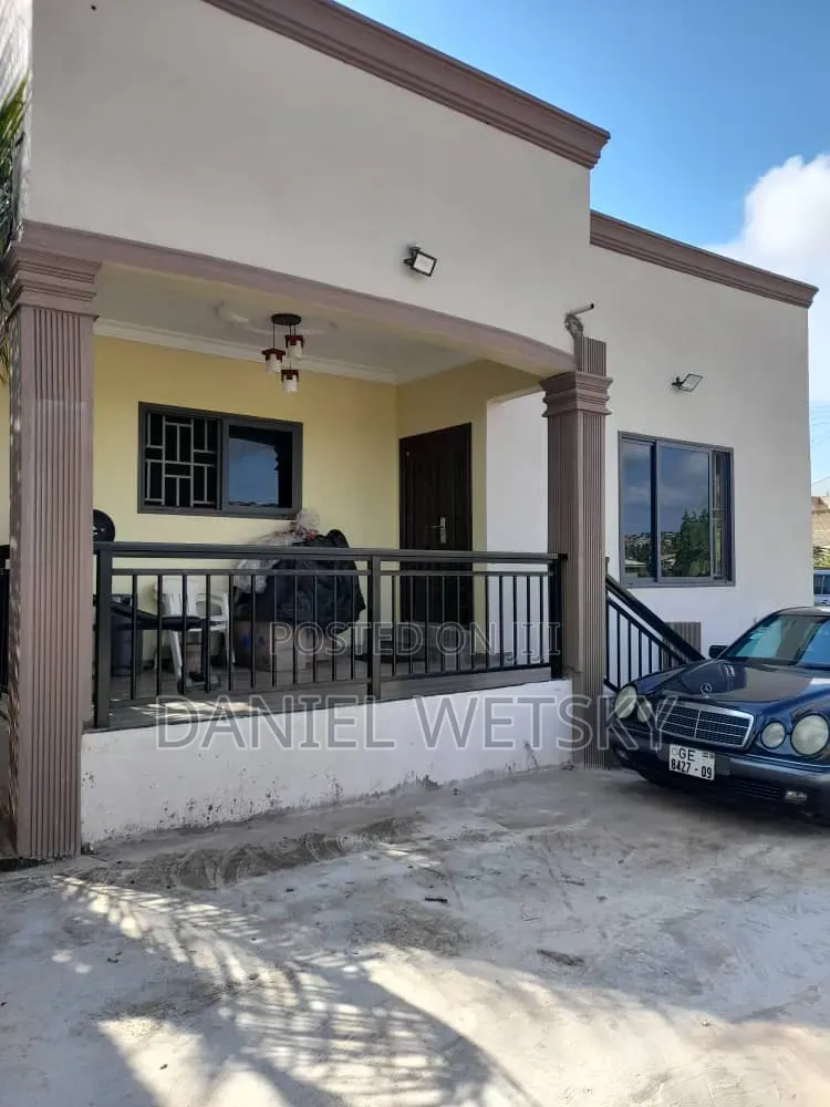 Furnished 4bdrm House in Anyaa Hayfron, Market for sale